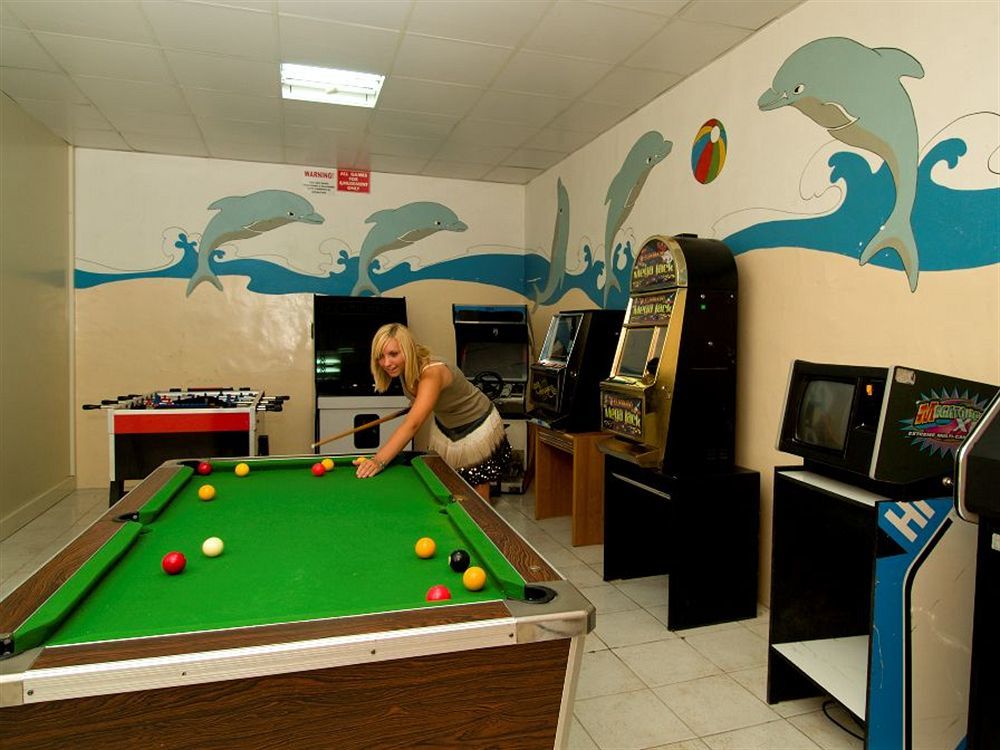 White Dolphin Complex Aparthotel Qawra Exteriör bild